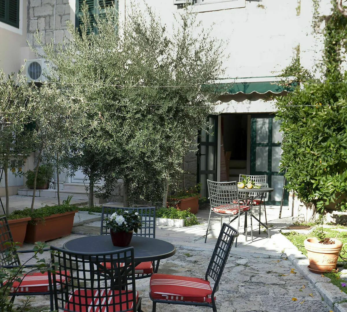 Guest house Boutique Guest Accommodation Zephyrus Split